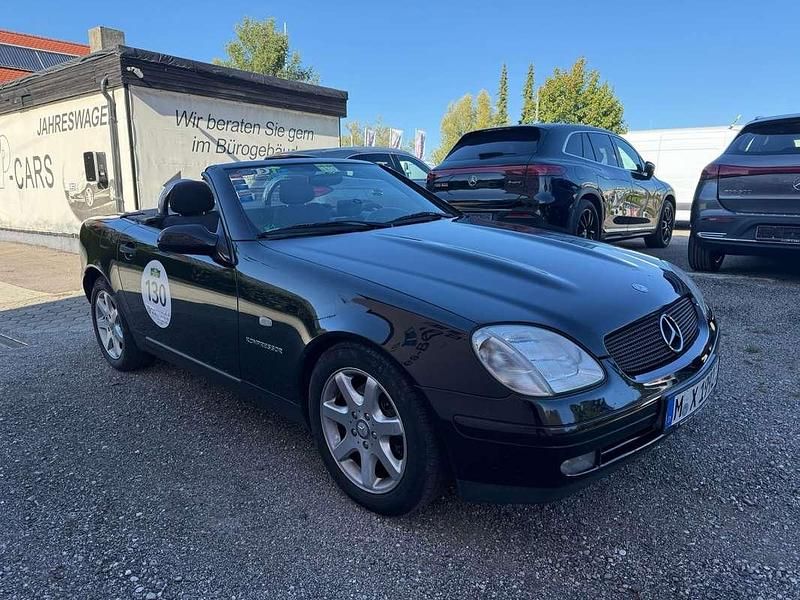 Usata Mercedes SLK230 193 CV (141 kW) 1999 Nero Cabrio