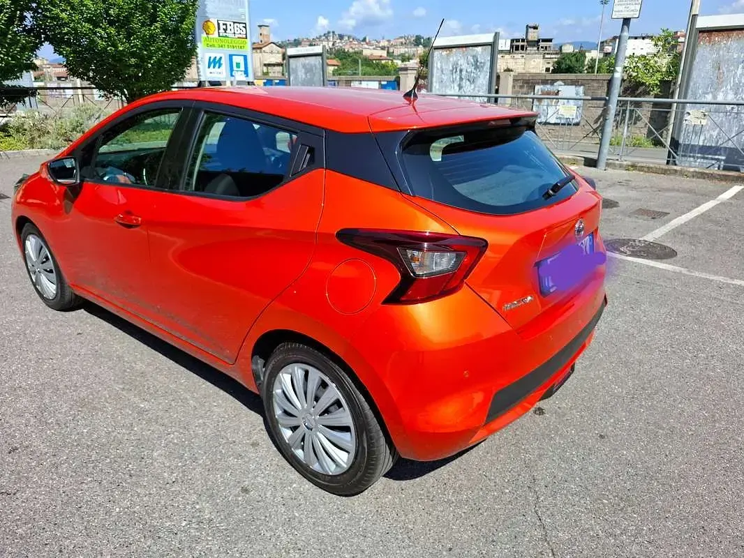 Usata Nissan Micra Visia 71 CV (52 kW) 2017 Arancione Utilitaria