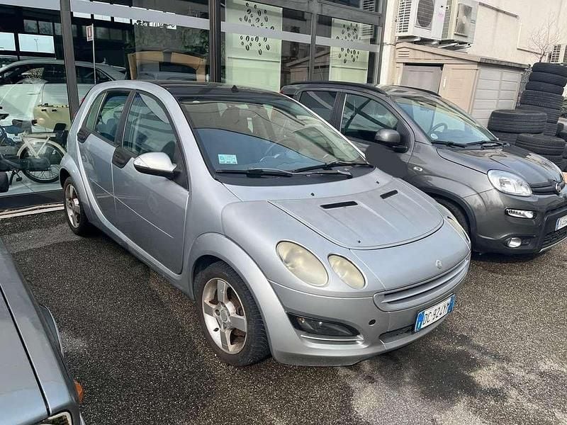 Usata Smart ForFour Pulse 95 CV (69 kW) 2006 Utilitaria