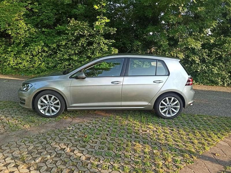 Usata VW Golf VII Highline 110 CV (80 kW) 2015 Grigio Berlina