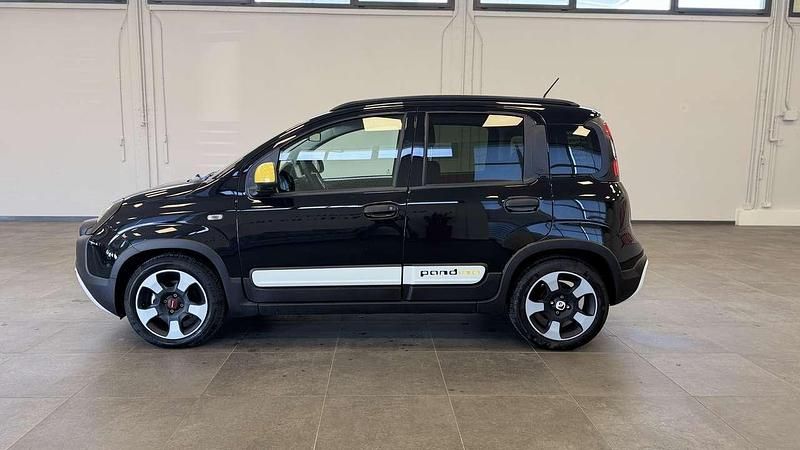 Usata Fiat Panda Cross Cross 69 CV (50 kW) 2025 Nero Utilitaria