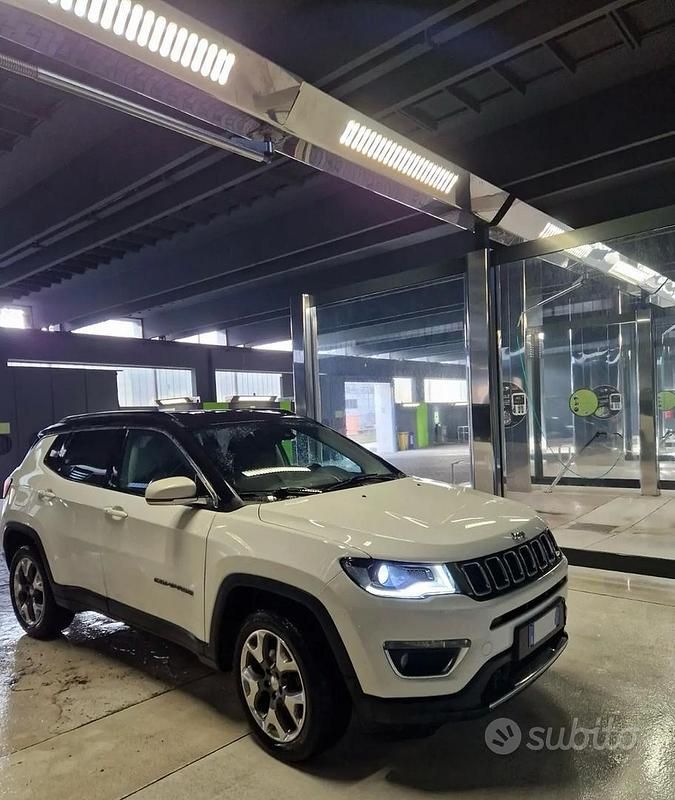 Usata Jeep Compass Limited 140 CV (102 kW) 2018 Bianco SUV
