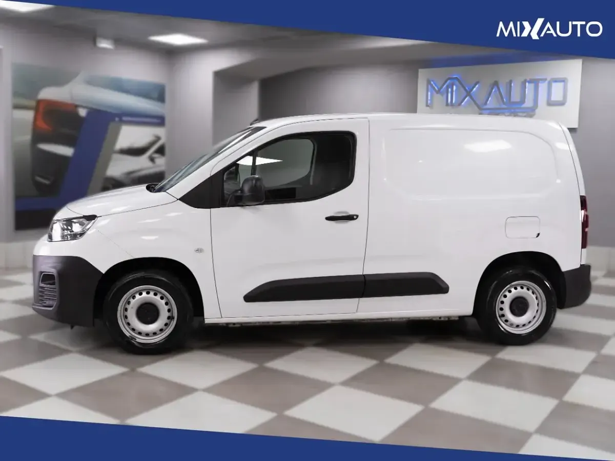 Usata Citroën Berlingo 75 CV (55 kW) 2019 Bianco Monovolume