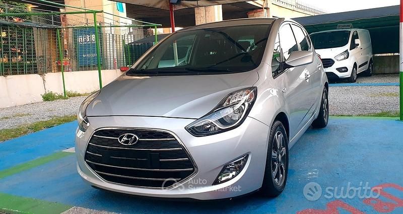 Usata Hyundai i20 87 CV (63 kW) 2018 Grigio Monovolume