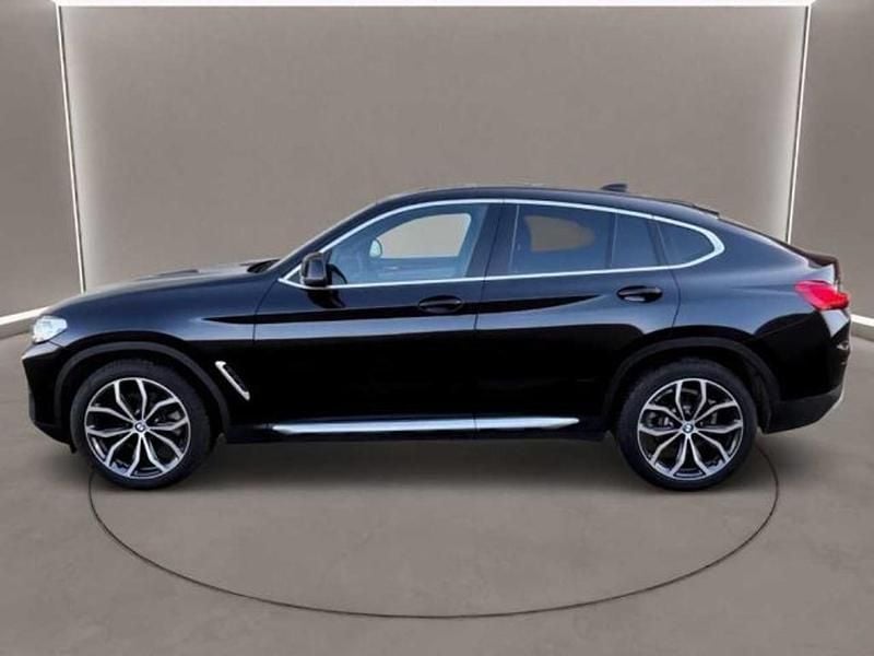 Begagnad BMW X4 Comfort Edition 190 HK (139 kW) 2021 Svart SUV