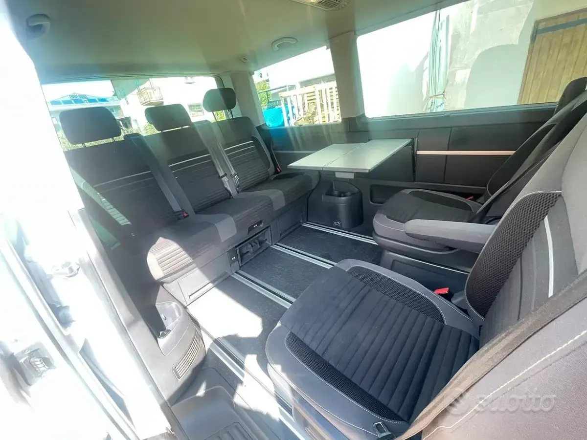 Usata VW Multivan 180 CV (132 kW) 2022 Bianco Monovolume