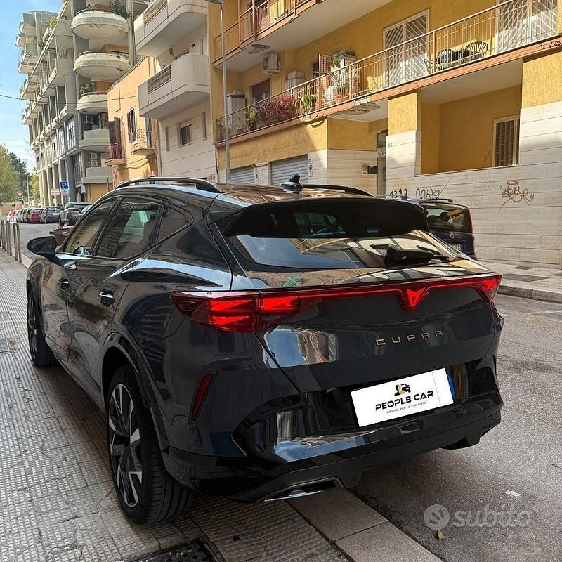 Gebraucht Cupra Formentor 150 PS (110 kW) 2024 Blau SUV