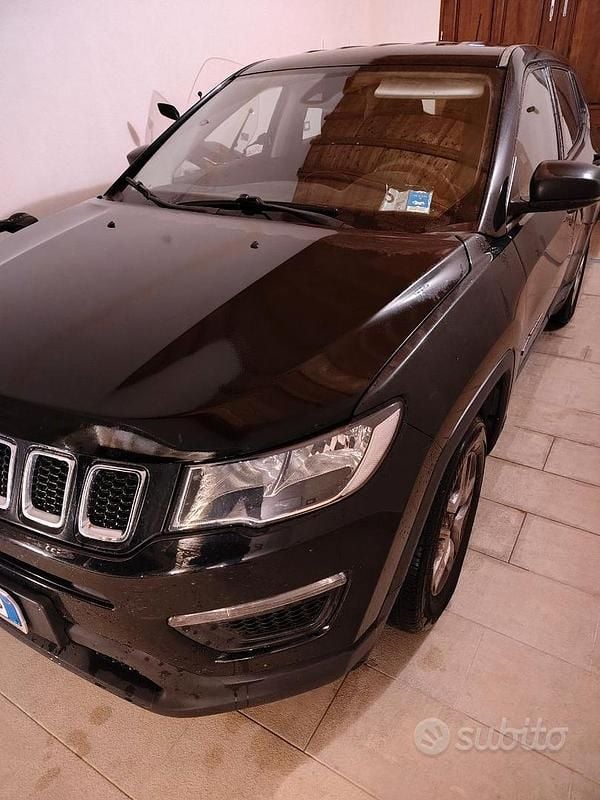 Usata Jeep Compass 140 CV (102 kW) 2019 Nero SUV