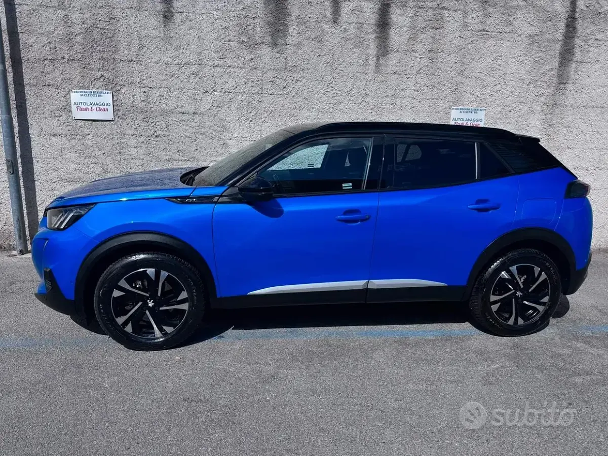Usata Peugeot 2008 GTi 131 CV (96 kW) 2022 Blu SUV