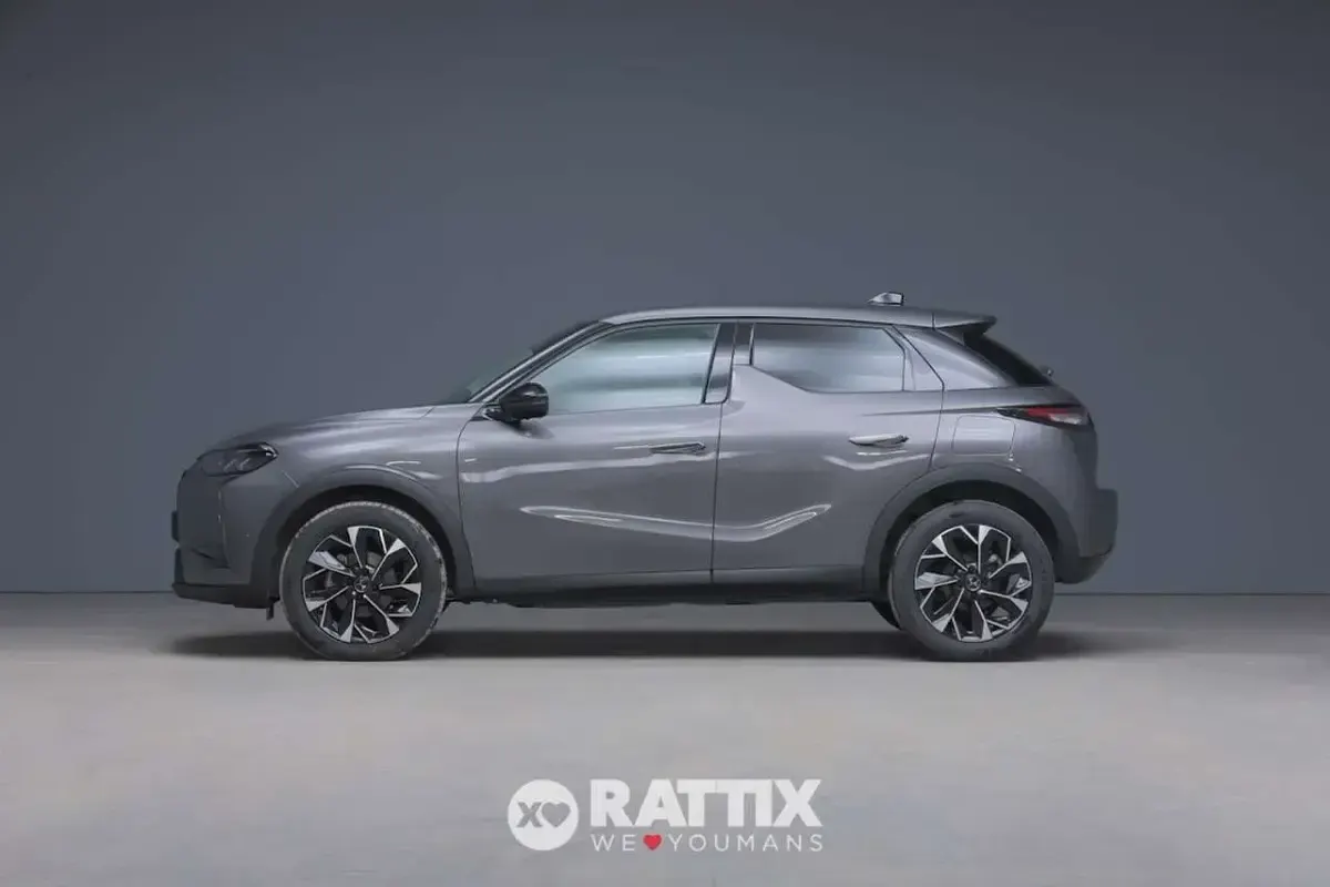Usata DS Automobiles DS3 Crossback Opera 131 CV (96 kW) 2024 Grigio SUV
