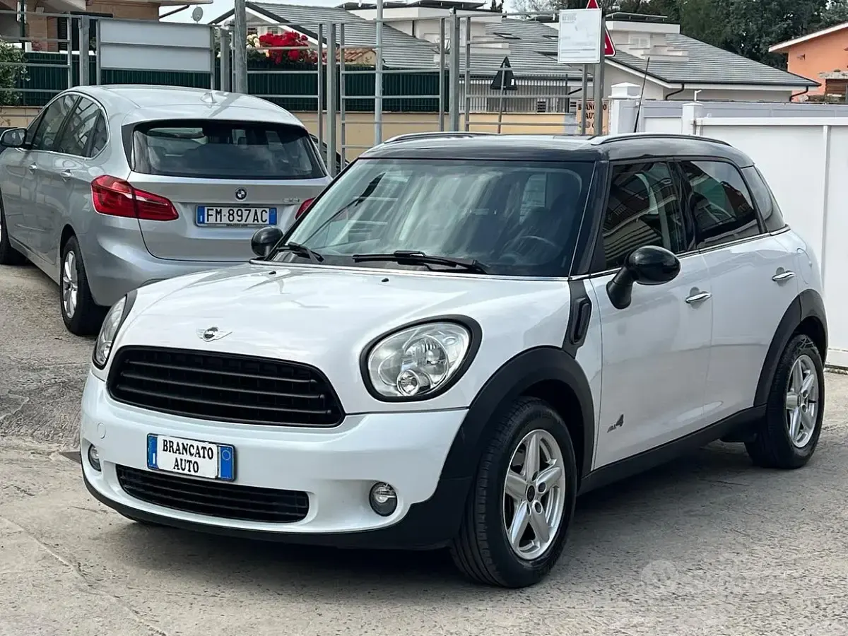 Usata Mini Cooper D Countryman 111 CV (81 kW) 2011 Bianco SUV