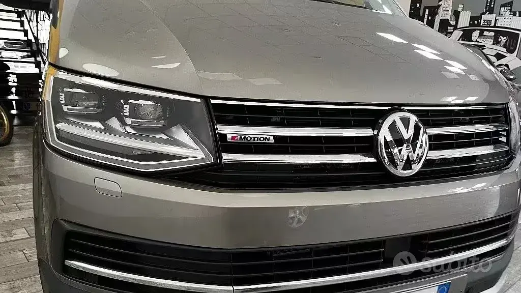 Usata VW Multivan PanAmericana 199 CV (146 kW) 2019 Grigio Monovolume