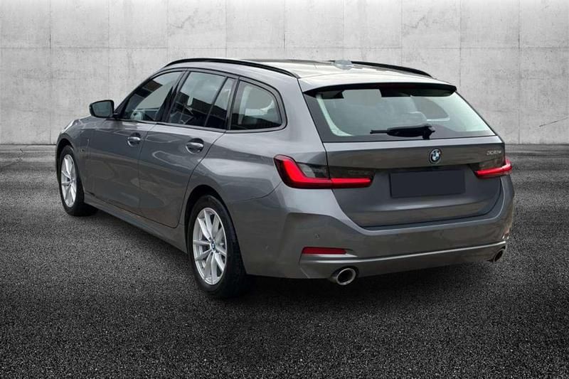 Usata BMW 330e 292 CV (214 kW) 2022 Grigio Station wagon