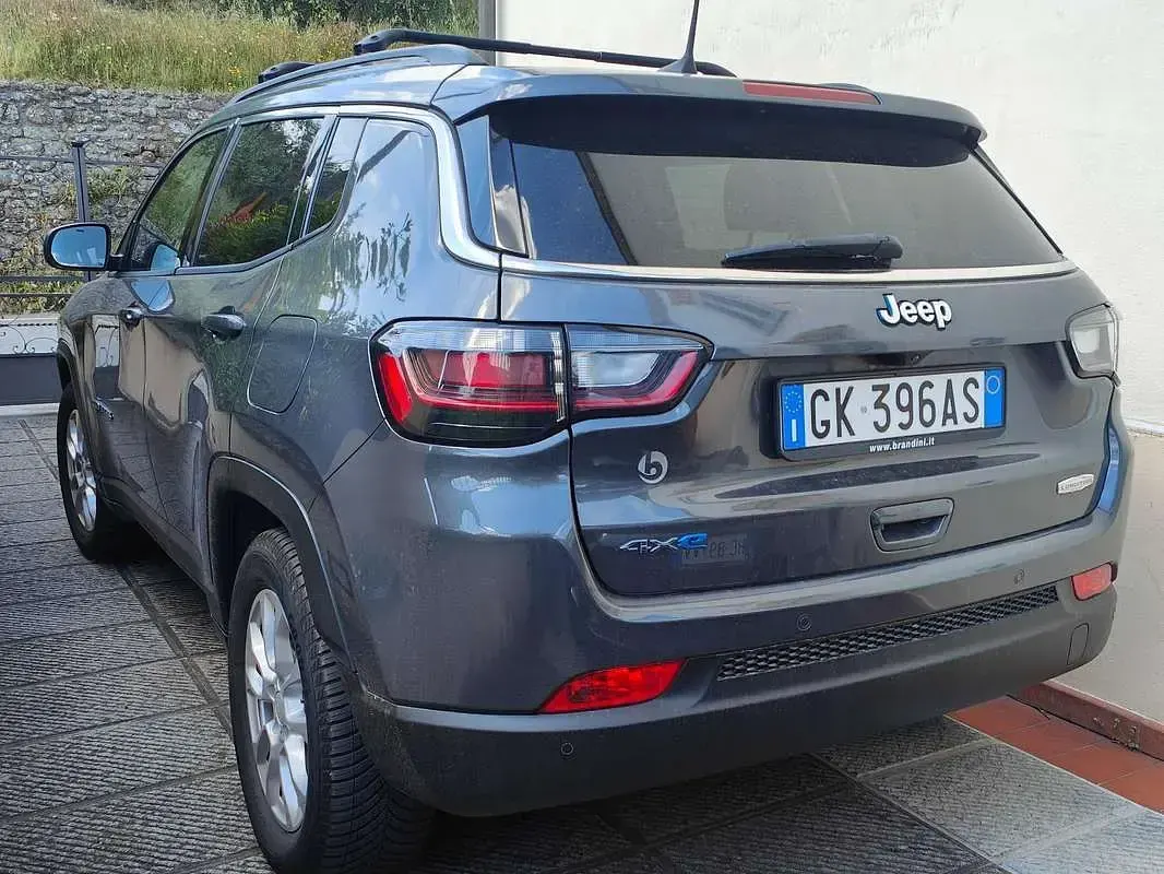 Usata Jeep Compass 131 CV (96 kW) 2022 Grigio SUV