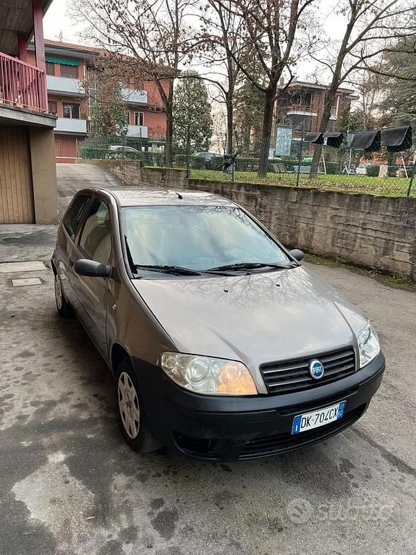Usata Fiat Punto Classica 60 CV (44 kW) 2007 Berlina