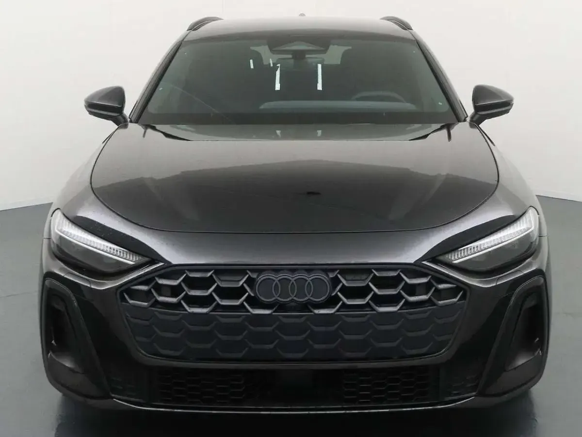 Ny Audi A5 Ambiente 204 HK (150 kW) 2025 Svart Kombi