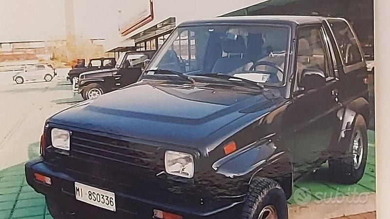 Usata Daihatsu Rocky 91 CV (66 kW) 1991 Nero SUV