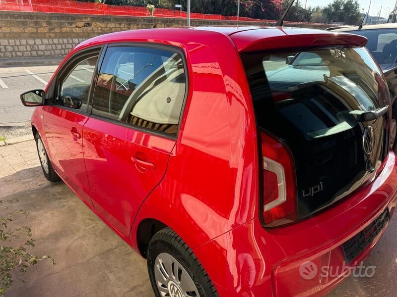 Usata VW up! move up! 75 CV (55 kW) 2016 Rosso Utilitaria