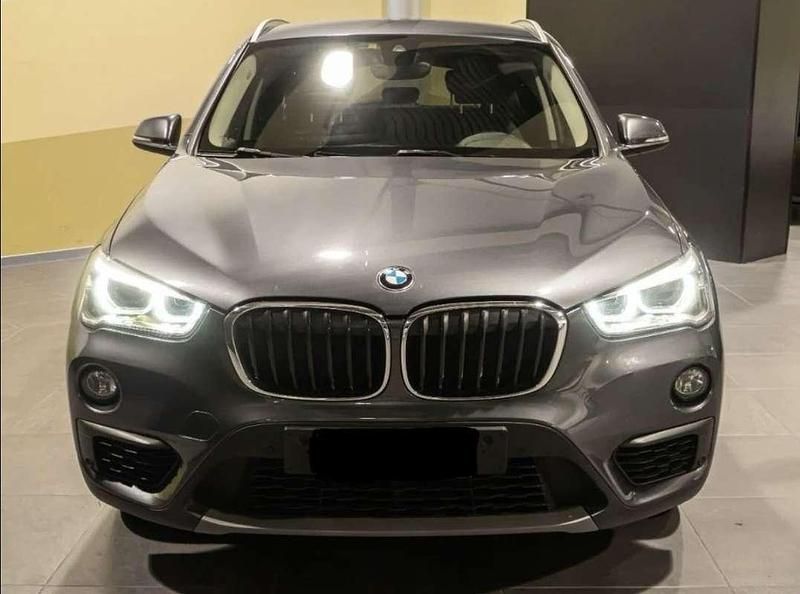 Usata BMW X1 150 CV (110 kW) 2019 Grigio SUV