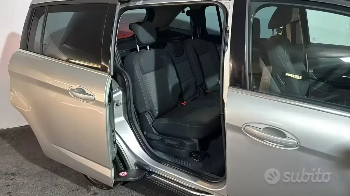 Gebraucht Ford C-MAX Titanium 116 PS (85 kW) 2014 Grau Van / Kleinbus