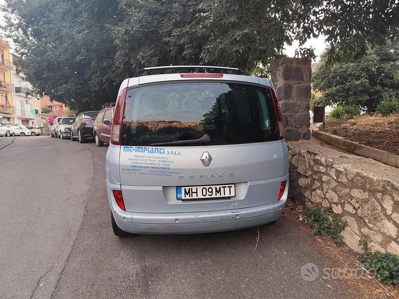 Grigio Usata 2008 Renault Espace Monovolume | 2500 € (Cara) - Immagine 1/4