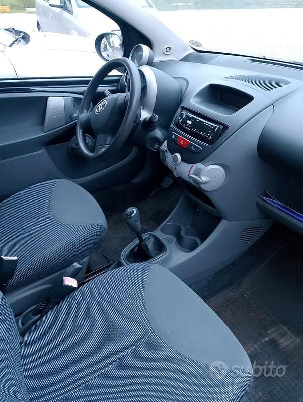 Usata Toyota Aygo 2007 Nero Utilitaria