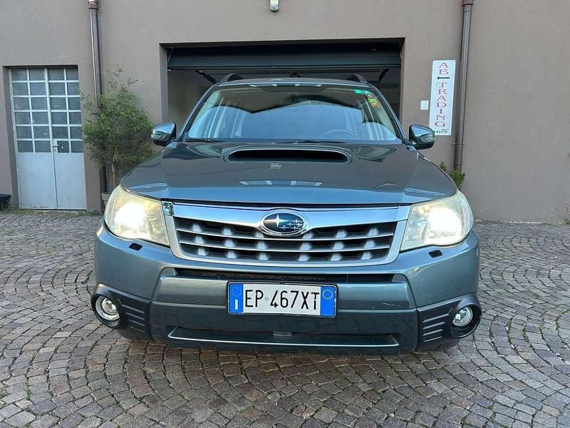 Usata Subaru Forester Exclusive+ 147 CV (108 kW) 2013 Grigio SUV
