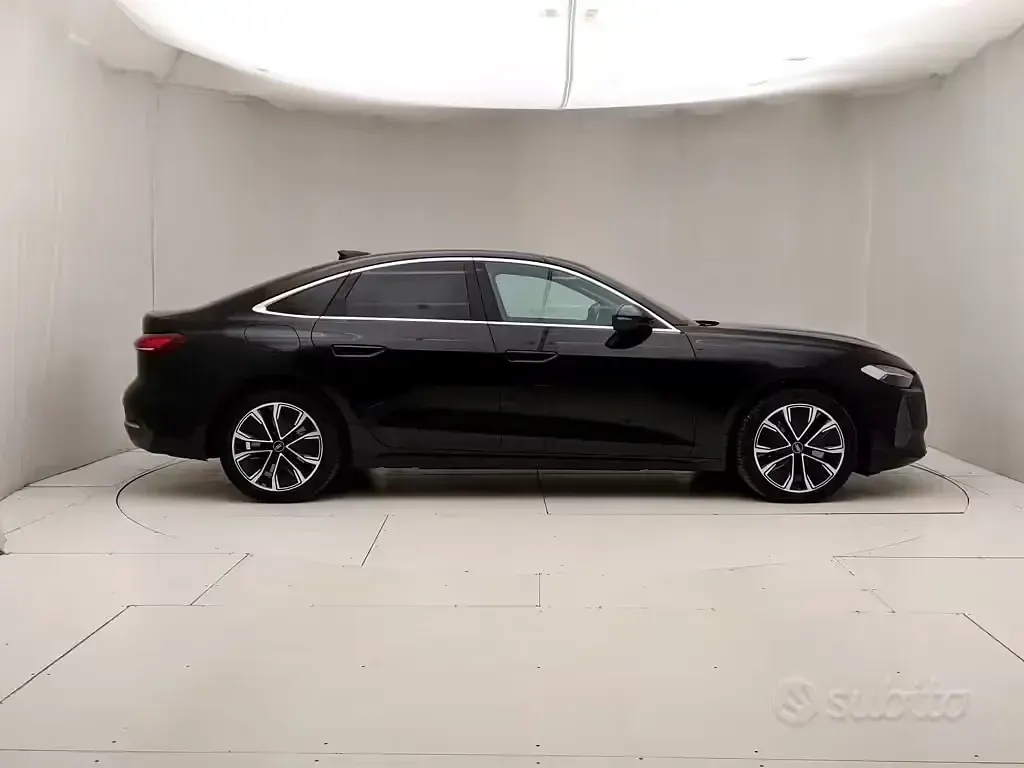 Usata Audi A5 Advanced 204 CV (150 kW) 2025 Nero Berlina