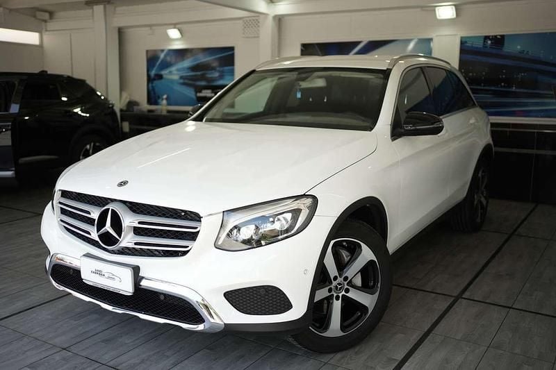 Usata Mercedes GLC220 170 CV (125 kW) 2018 Bianco SUV