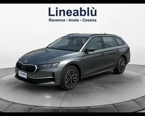 Usado Skoda Octavia Executive 150 CV (110 kW) 2025 Familiar