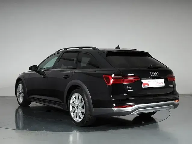 Usata Audi A6 Allroad Advanced Plus 204 CV (150 kW) 2024 0e nero mito metallizzato Station wagon