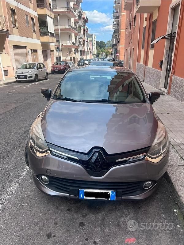 Usata Renault Clio 75 CV (55 kW) 2016 Grigio Coupé