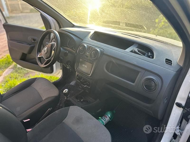 Usata Dacia Dokker 75 CV (55 kW) 2020 Bianco Monovolume