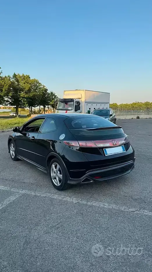 Usata Honda Civic Type S 99 CV (72 kW) 2011 Nero Berlina
