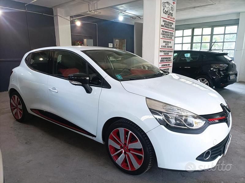 Second-hand Renault Clio IV 90 CP (66 kW) 2013 Alb Berlinǎ