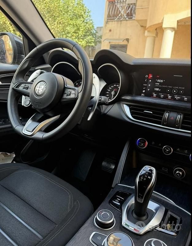 Usata Alfa Romeo Stelvio 160 CV (117 kW) 2021 Nero SUV