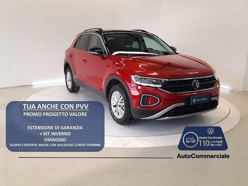 Usata VW T-Roc Life 110 CV (80 kW) 2022 Rosso SUV