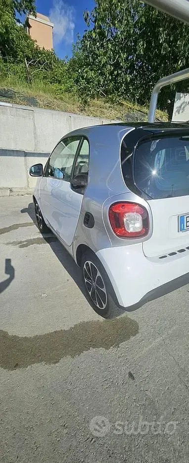 Usata Smart ForTwo Coupé Passion 71 CV (52 kW) 2015 Bianco Coupé