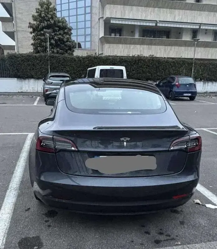 Usata Tesla Model 3 Standard Range 88 kW (120 CV) 2023 Berlina