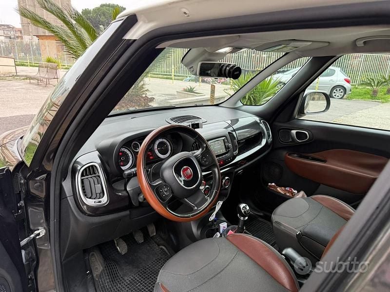Usata Fiat 500L Trekking 105 CV (77 kW) 2015 Nero Monovolume