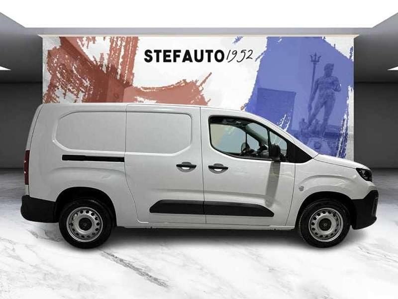 Nuova Peugeot Partner S 102 CV (75 kW) 2026 Kaolin white pastello Monovolume