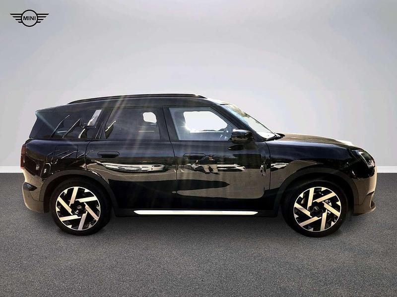 Usata Mini Countryman Favoured 225 kW (306 CV) 2025 Nero SUV