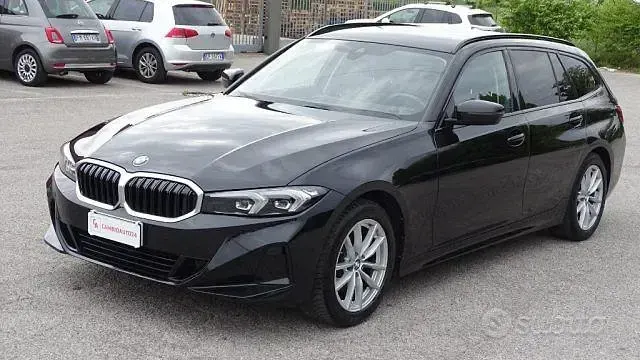 Usata BMW 320 Comfort Edition 190 CV (139 kW) 2022 Nero Station wagon