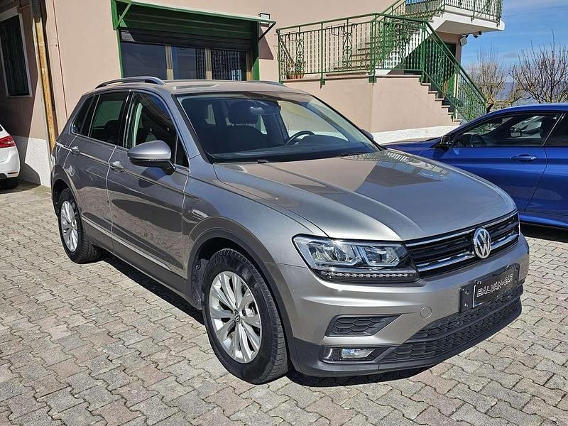Usata VW Tiguan Style 116 CV (85 kW) 2017 Argento SUV