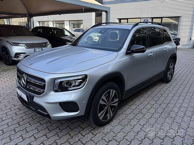 Argento / metallizzato Usata 2021 Mercedes GLB200 SUV | 30.900 € (Ottimo prezzo) - Immagine 1/4