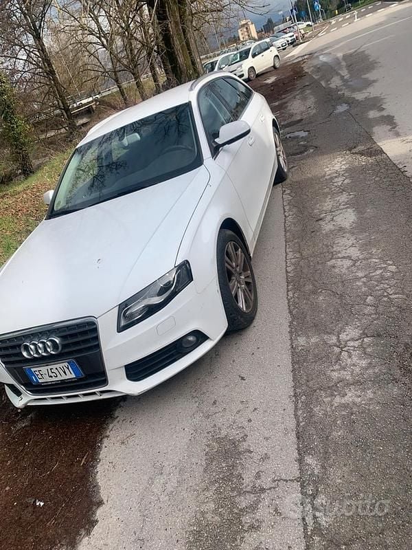 Usata Audi A4 200 CV (147 kW) 2011 Bianco Station wagon