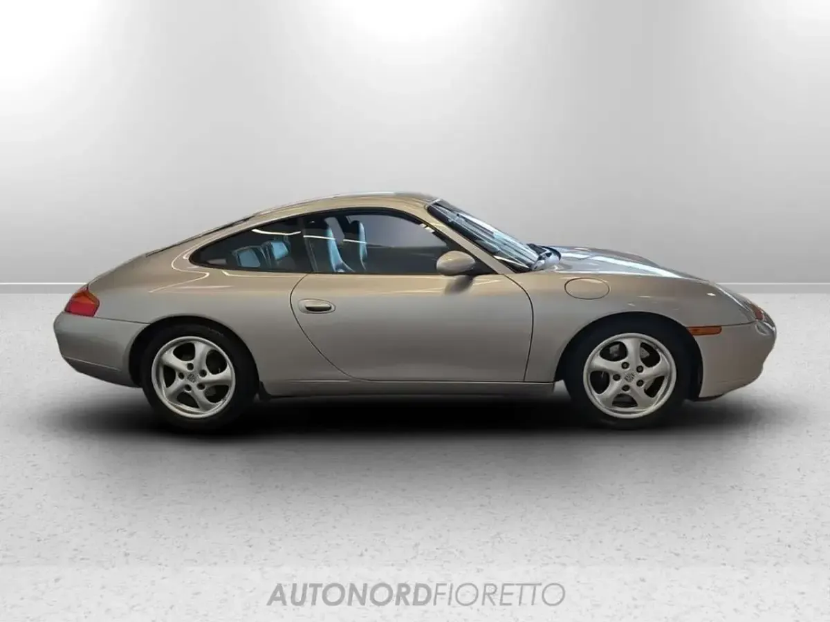 Usata Porsche 911 Carrera 300 CV (220 kW) 1998 Grigio Coupé