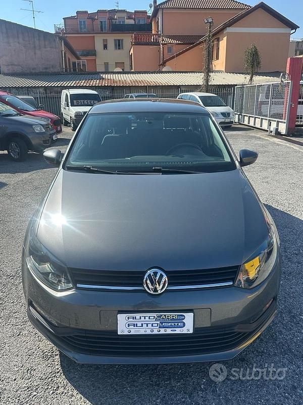Usata VW Polo Business 75 CV (55 kW) 2015 Grigio Berlina