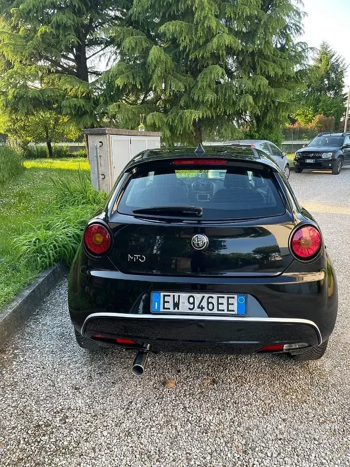 Usata Alfa Romeo MiTo 70 CV (51 kW) 2014 Nero Utilitaria