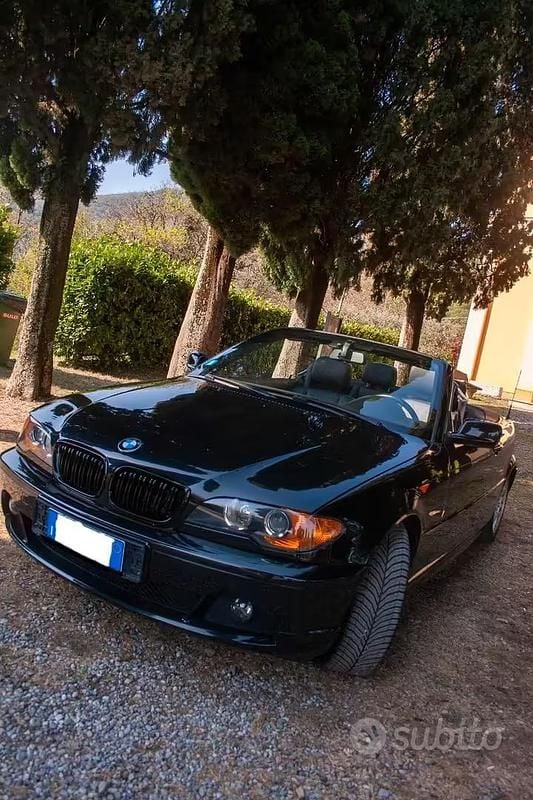 Usata BMW 318 Cabriolet 143 CV (105 kW) 2004 Nero Cabrio